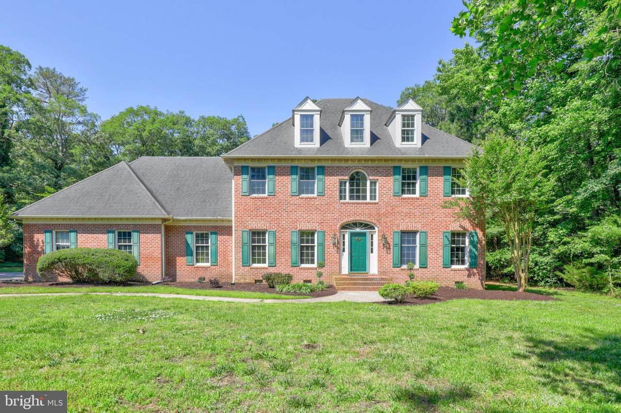 5722 Kingsmill Drive - Photo 1
