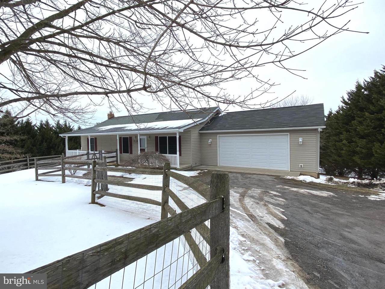 4395 Geeting Road - Photo 1
