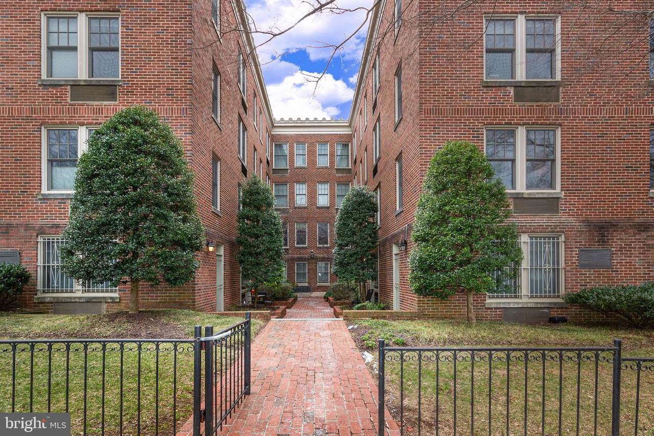 2410 20TH Street - Photo 1
