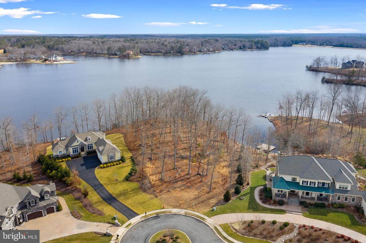 10821 Pinnacle Drive - Photo 1