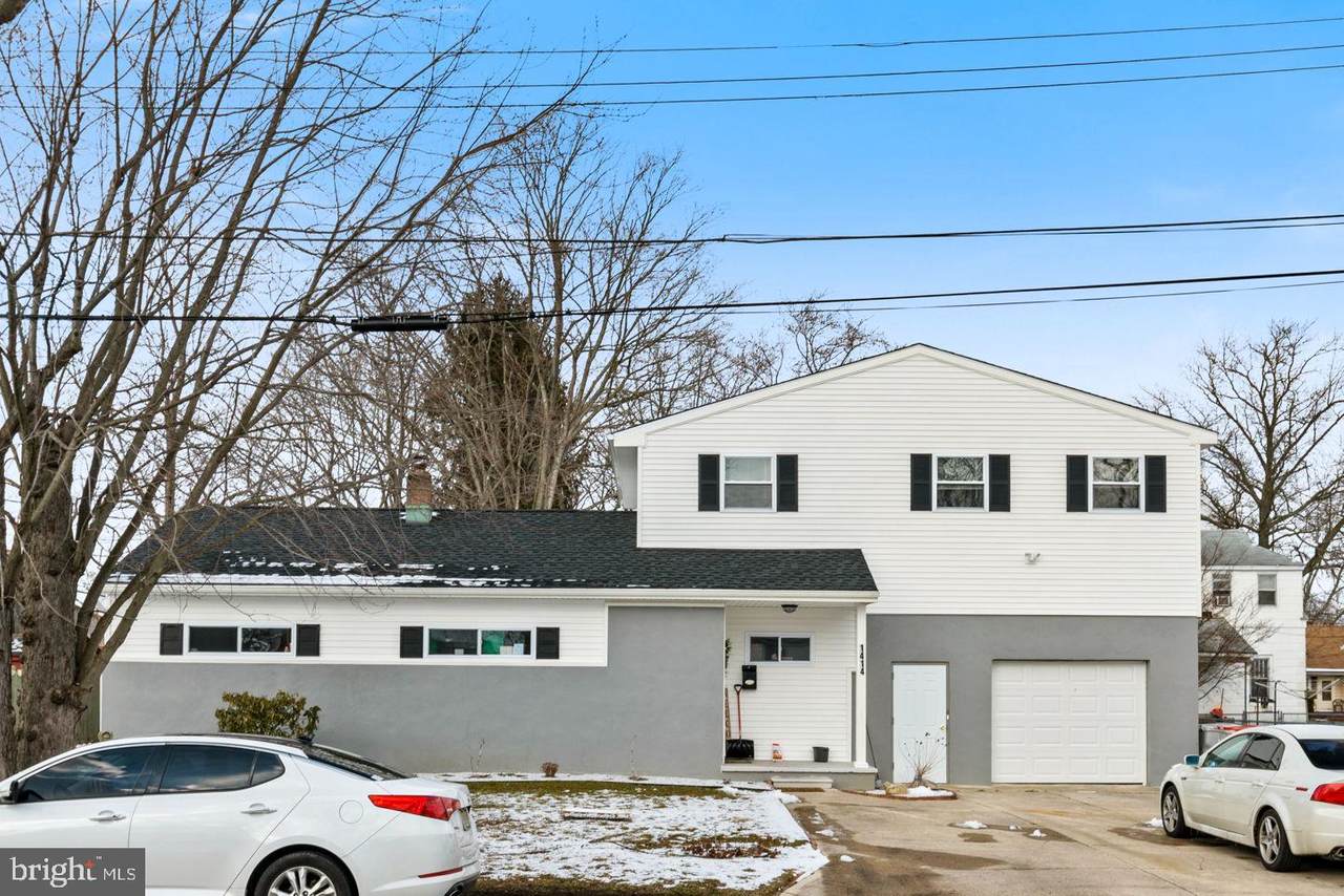 1414 Maple Drive - Photo 1