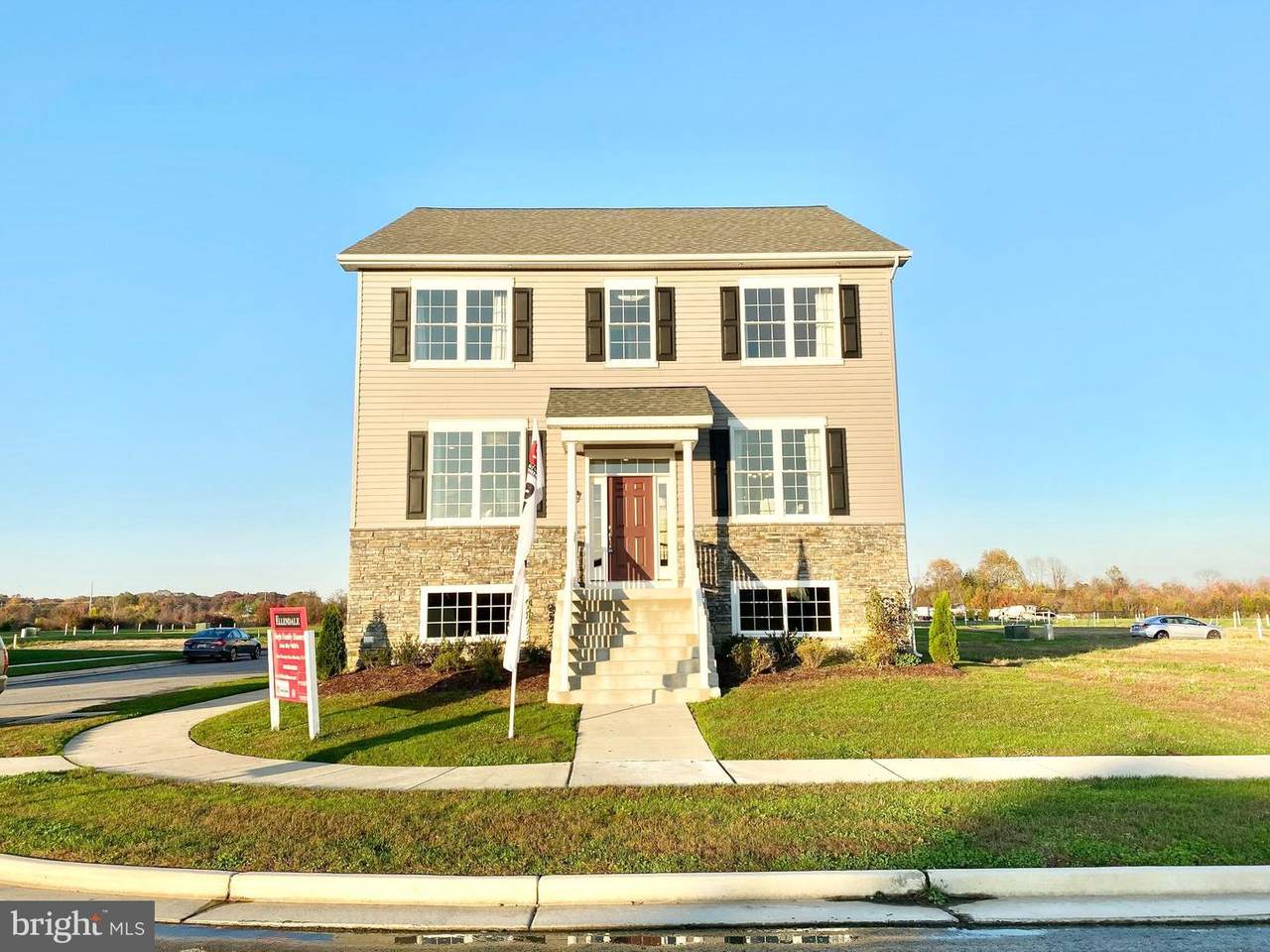 307 Anna Carol Drive - Photo 1