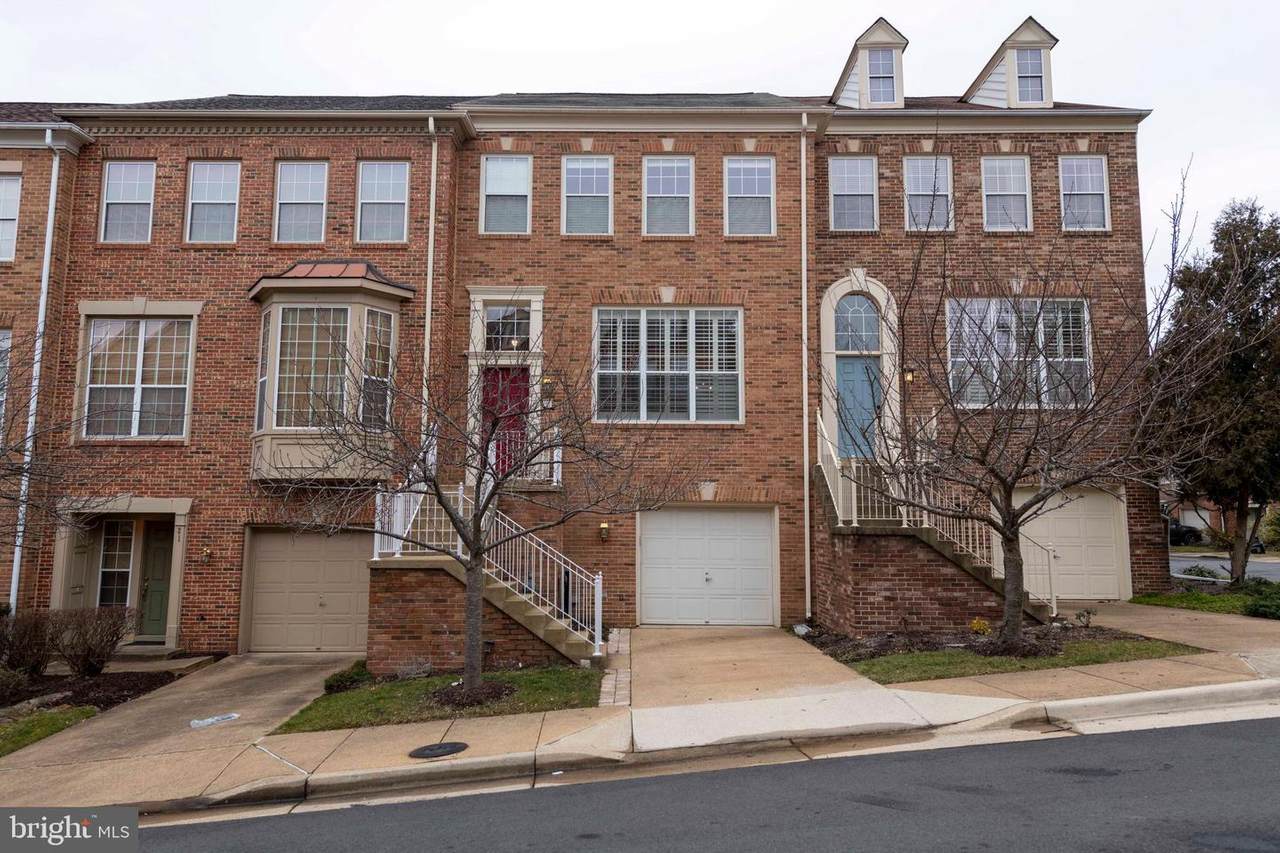 19 Arell Court - Photo 1