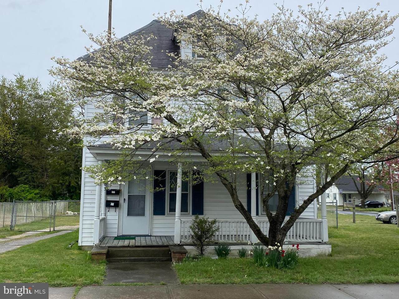203 Naylor Street - Photo 1