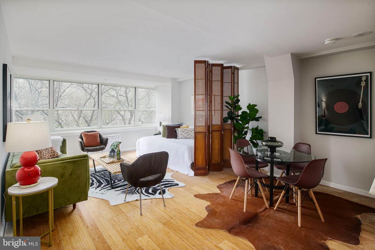 1810 Rittenhouse Square - Photo 1