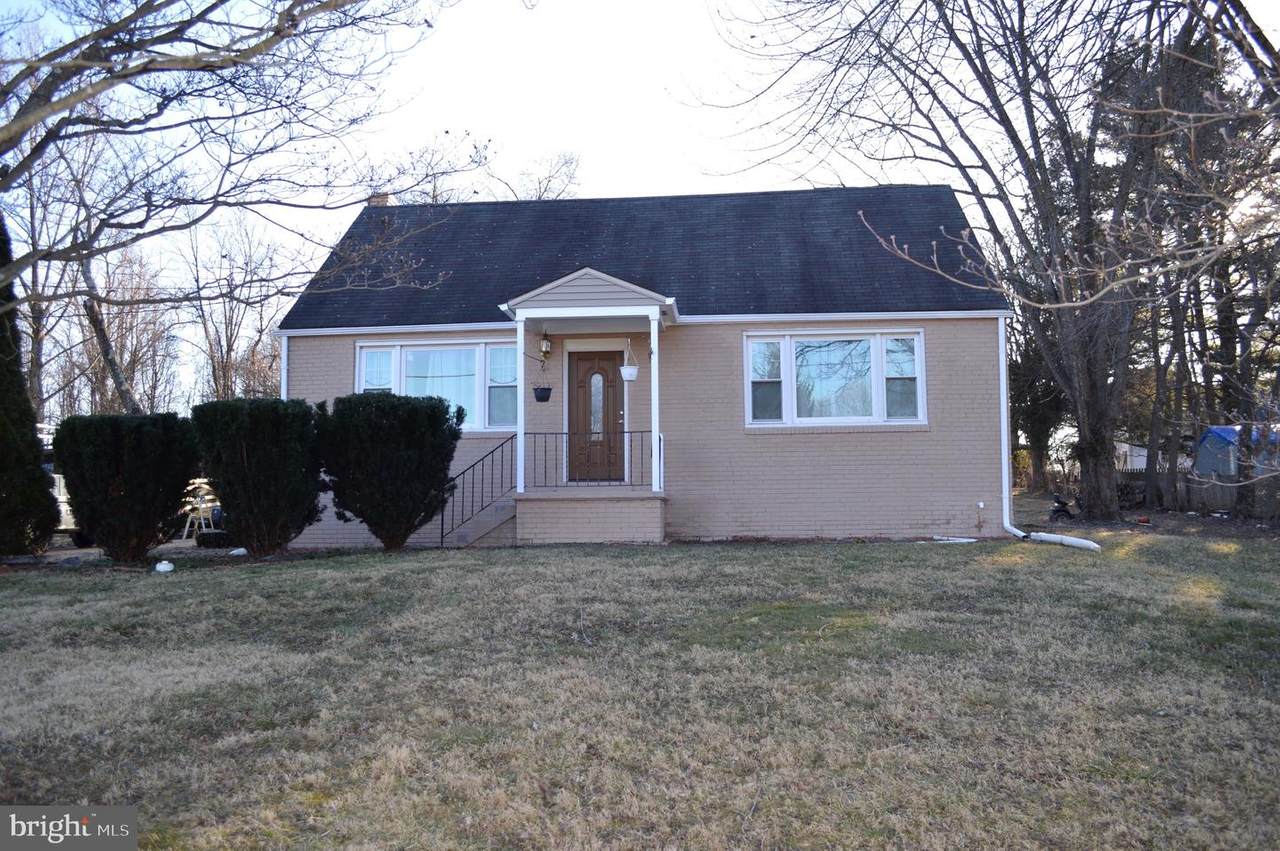 8504 Sharon Street - Photo 1