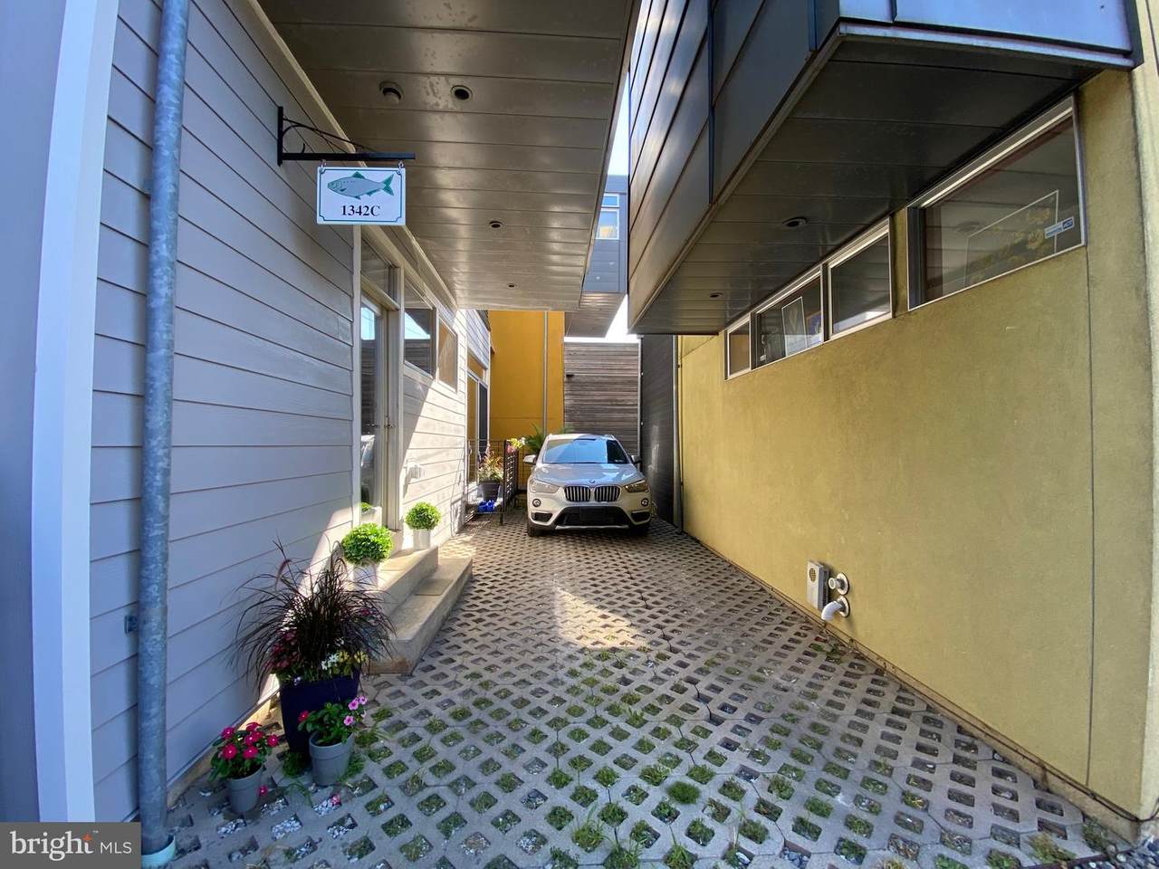 1342 Berks Street - Photo 1