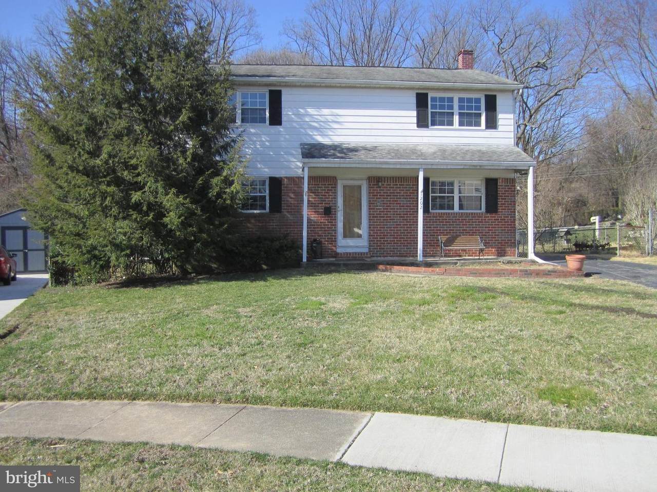 1202 Aster Drive - Photo 1