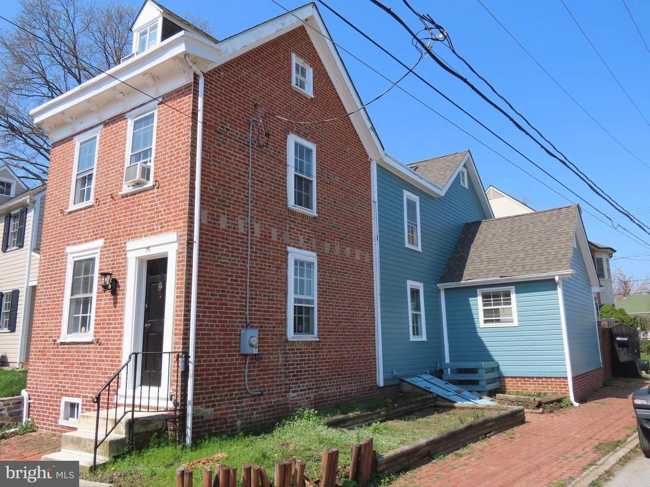 176 3RD Street - Photo 1