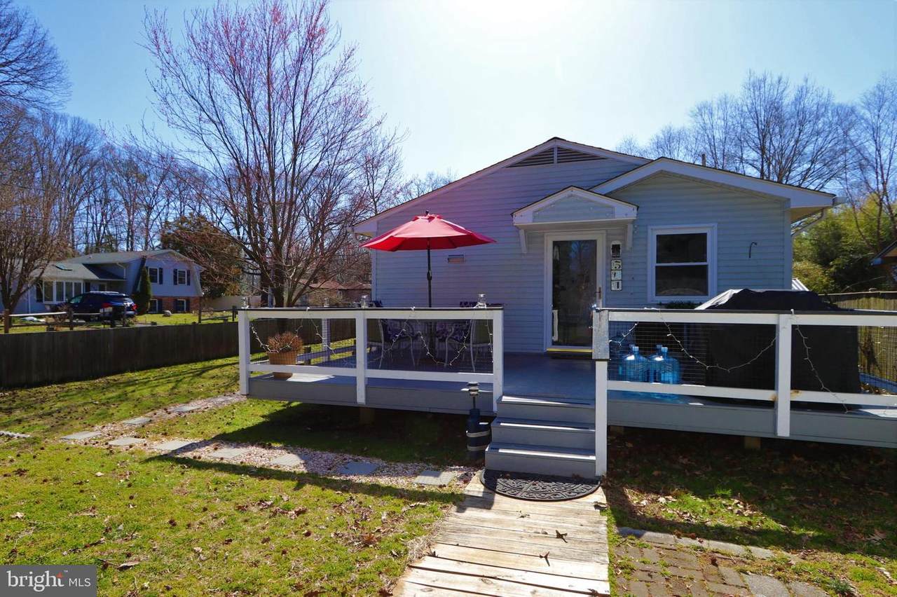 301 Cambridge Road - Photo 1