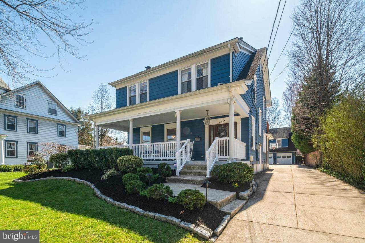 122 West End Avenue - Photo 1