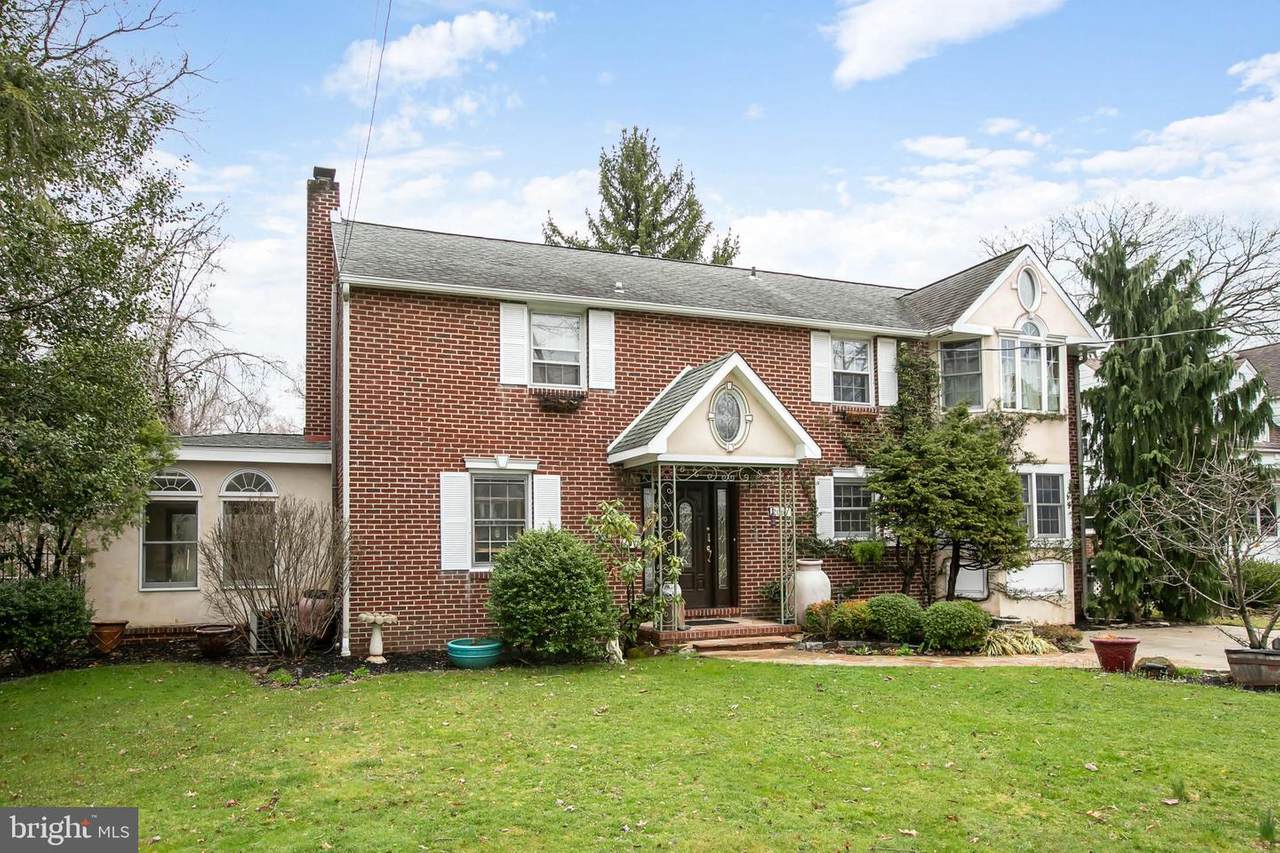 206 King Avenue - Photo 1