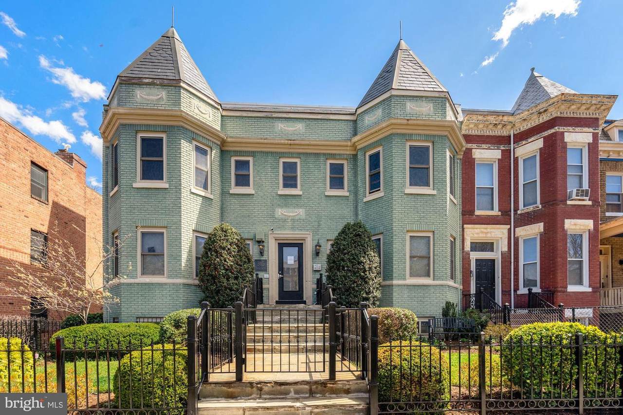 315 12TH Street - Photo 1