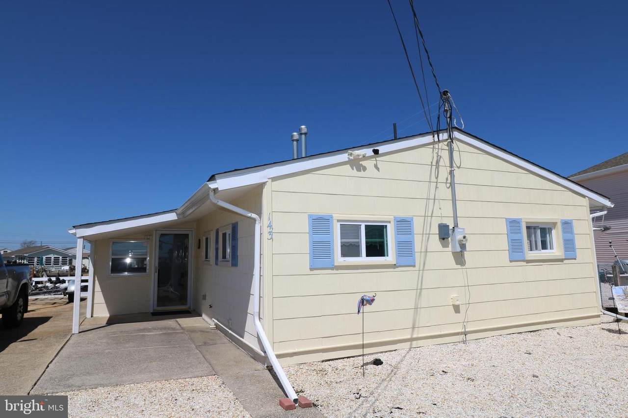 143 Burgee Drive - Photo 1