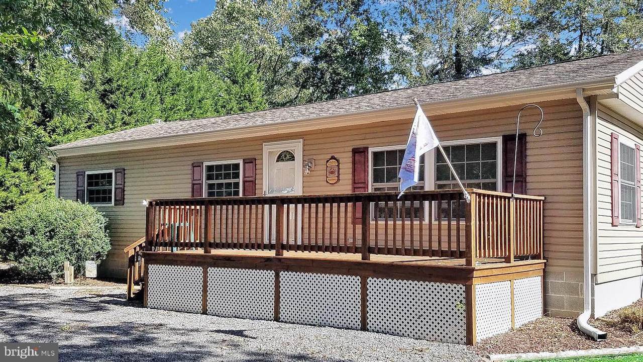 23773 Elmwood Ave E - Photo 1