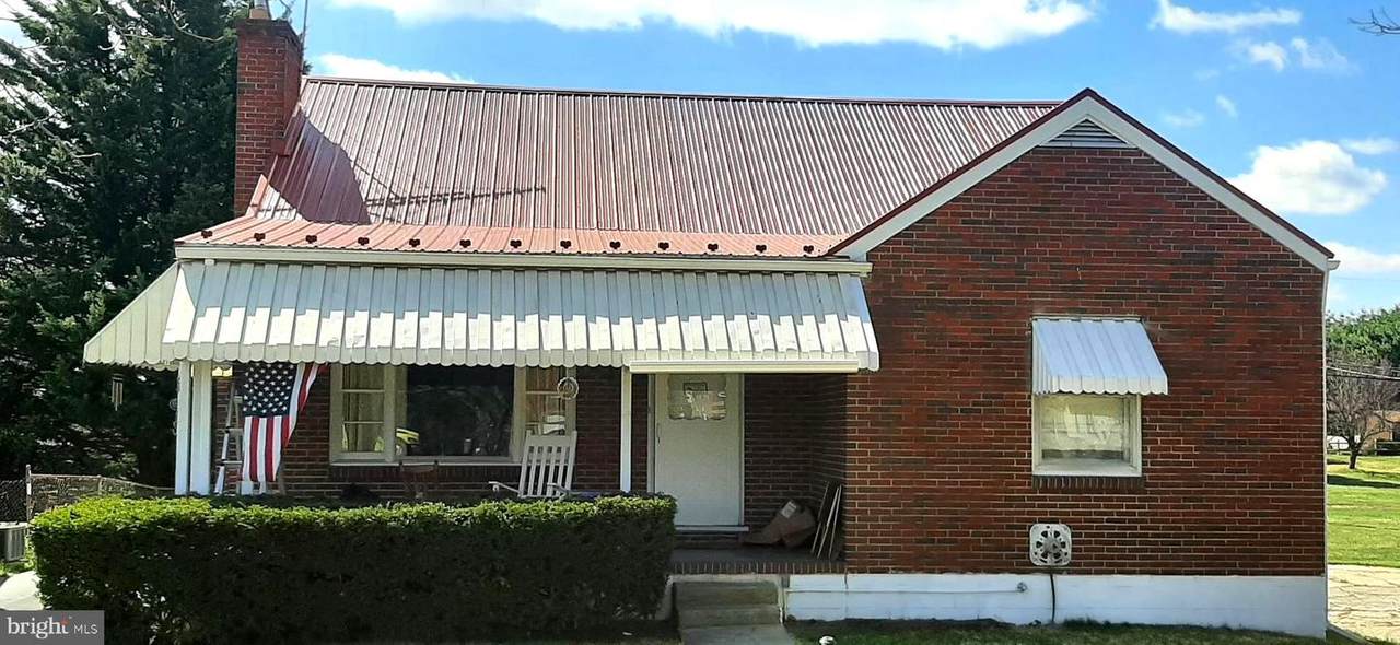 1613 Dual Highway - Photo 1