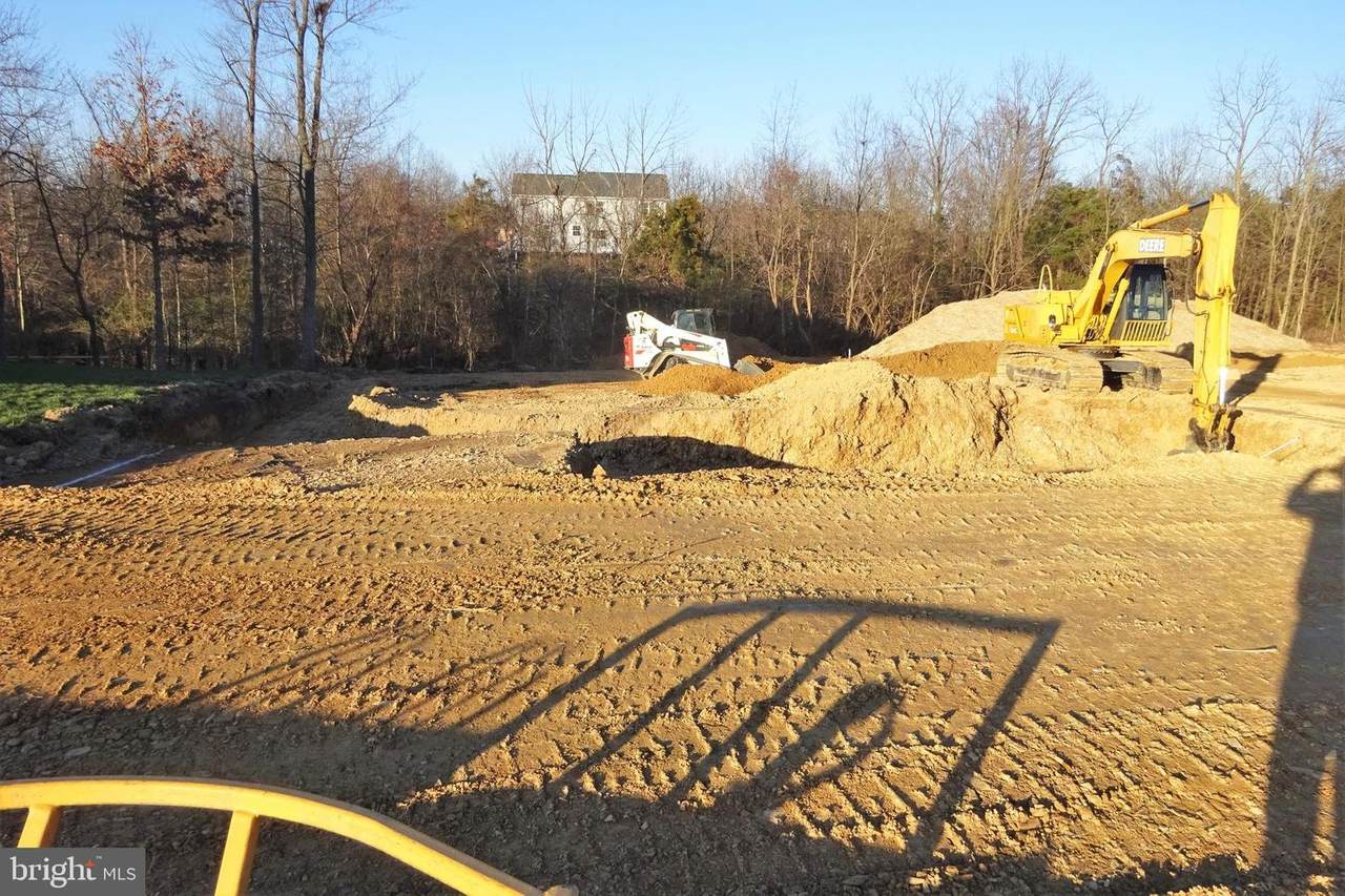 297 Toms Lane - Photo 1