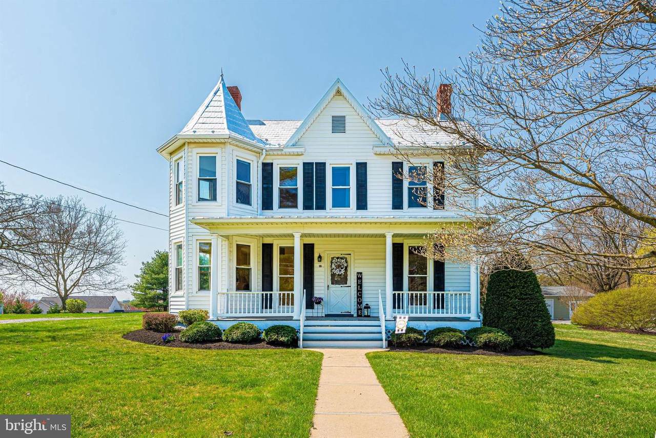 18 Paradise Avenue - Photo 1