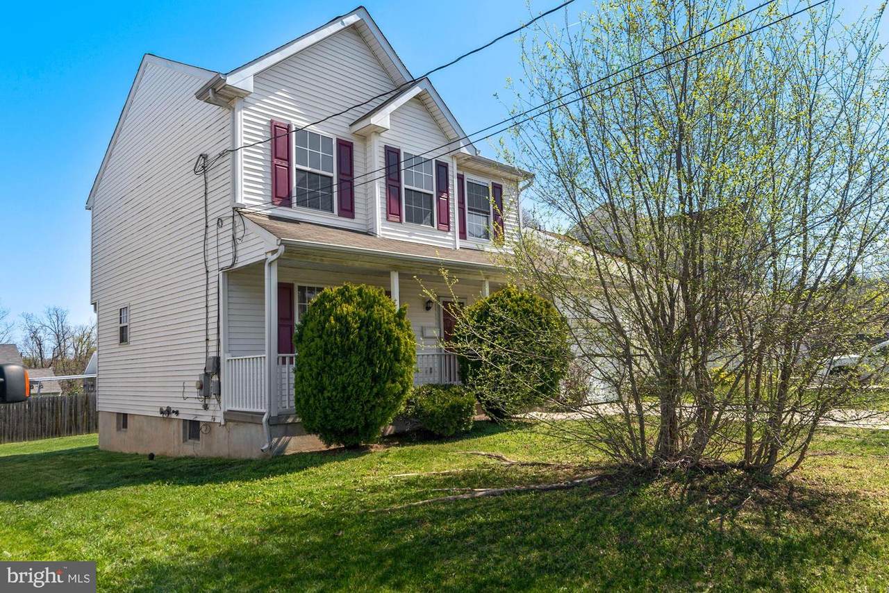 536 Engard Avenue - Photo 1