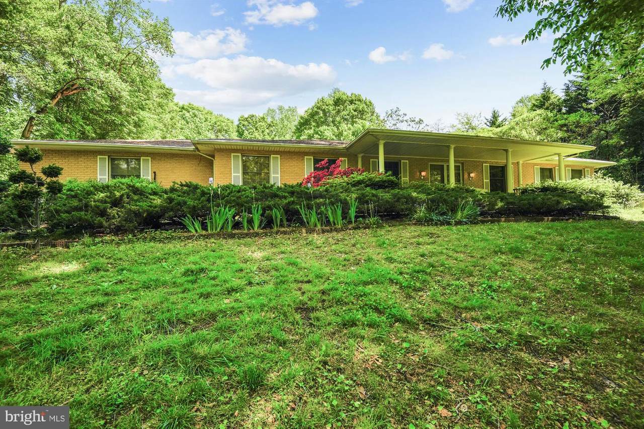 520 Harwood Road - Photo 1