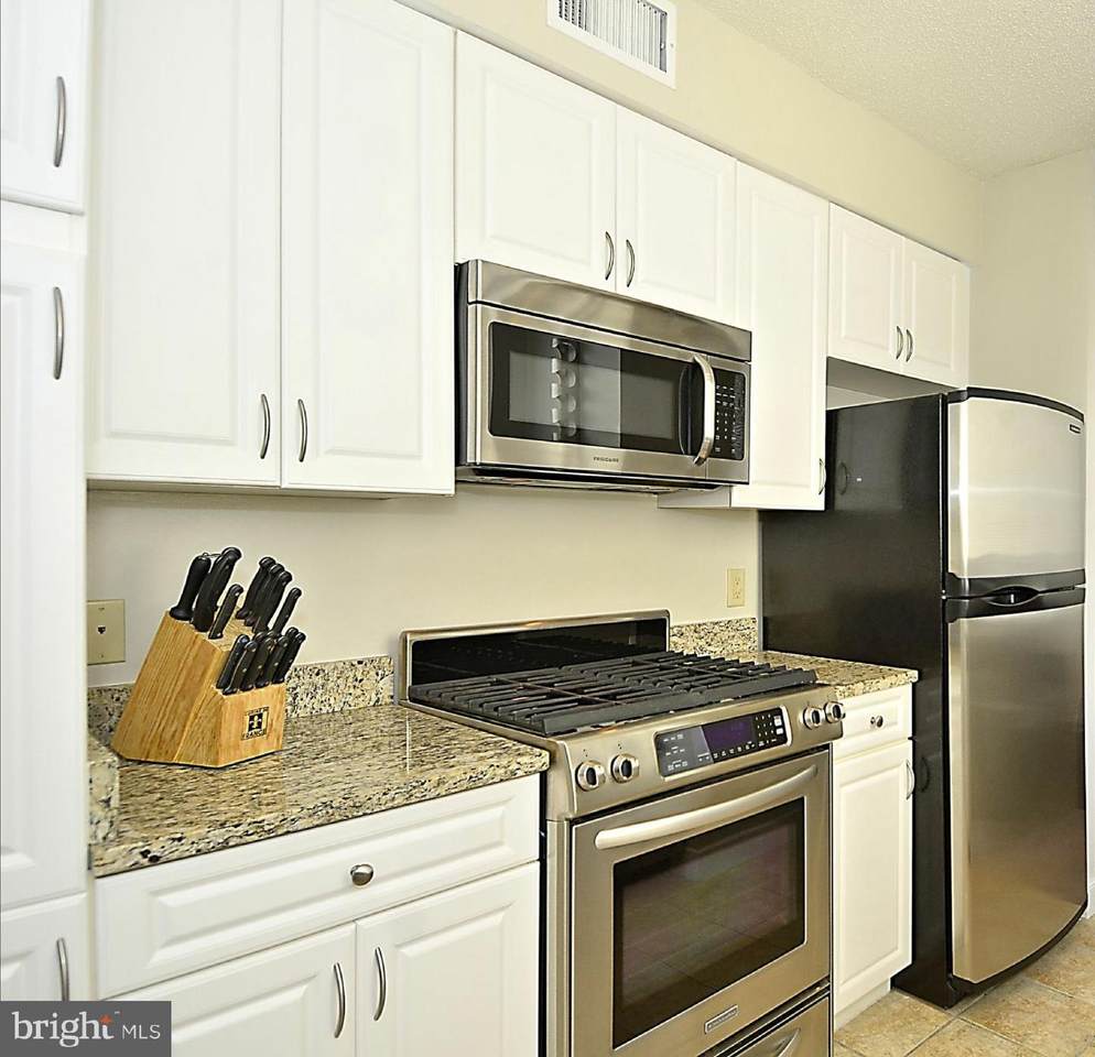 555 Massachusetts Avenue - Photo 1