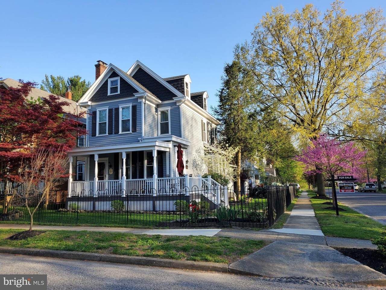 201 Monroe Avenue - Photo 1