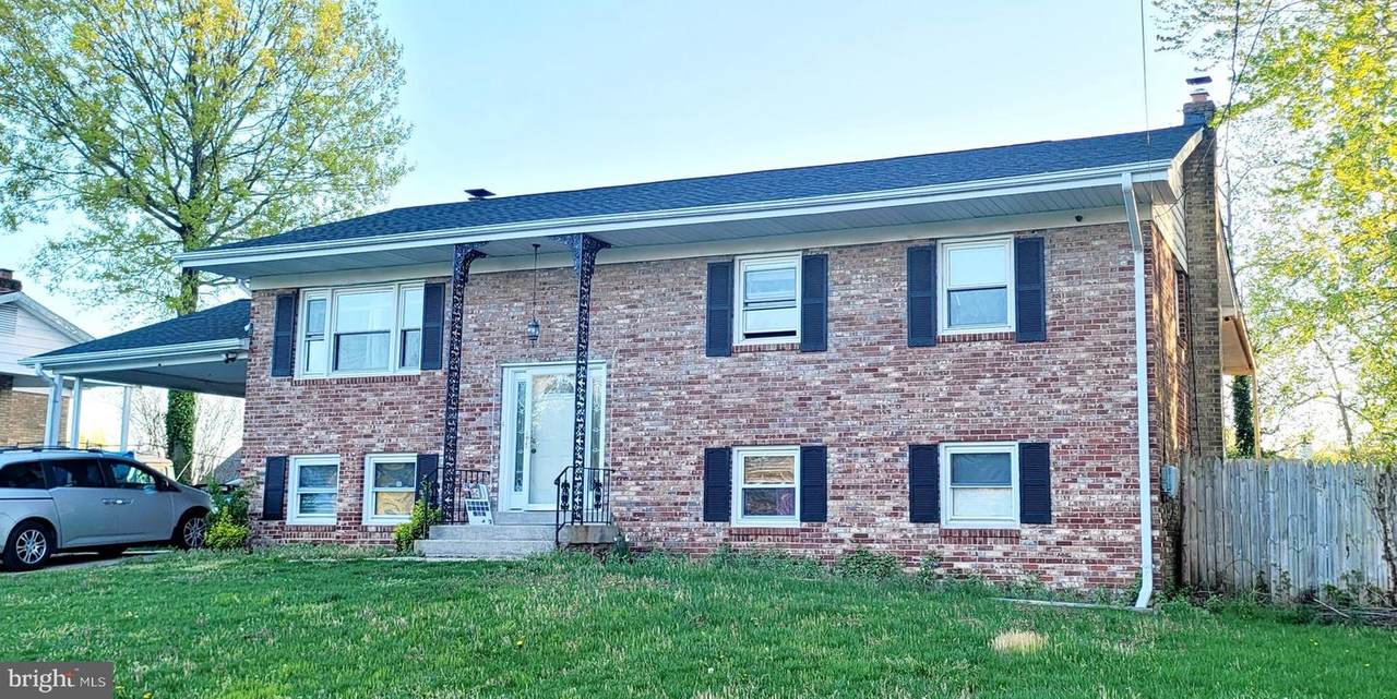 10003 Glen Way - Photo 1