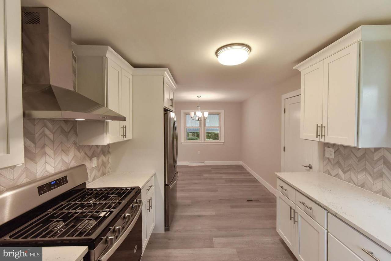 407 Princeton Avenue - Photo 1