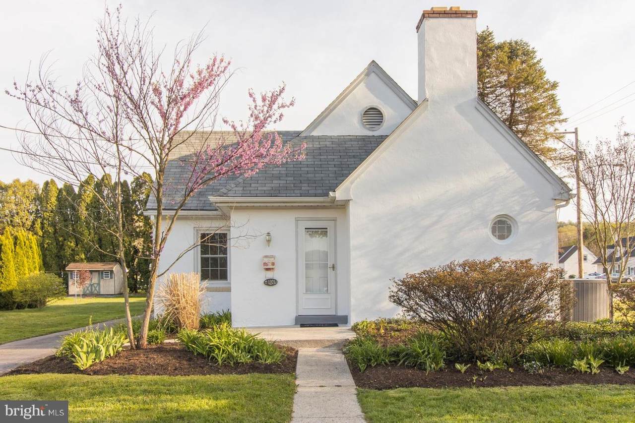 19 Lloyd Avenue - Photo 1