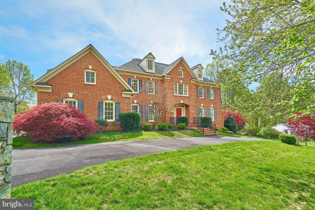 11133 Oakton Road - Photo 1