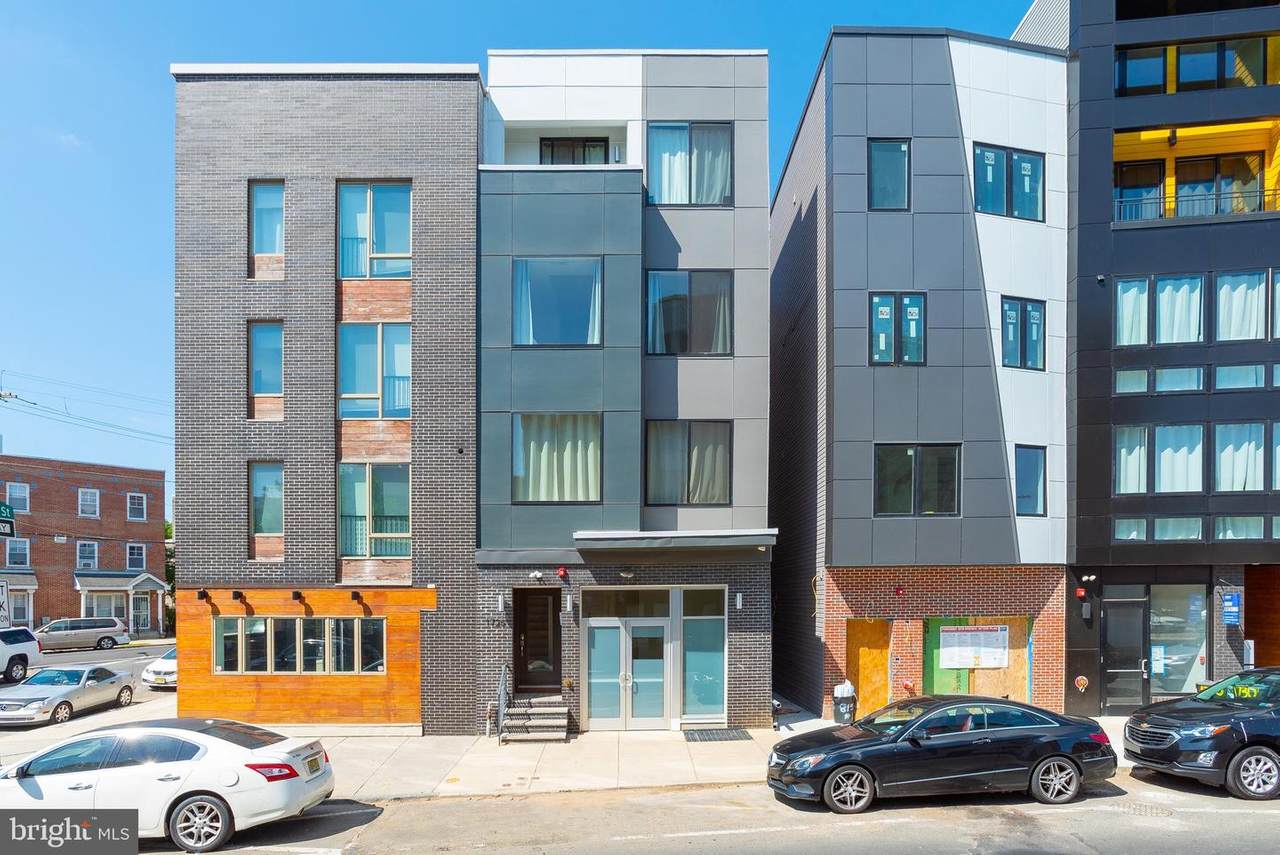 1726 Ridge Avenue - Photo 1
