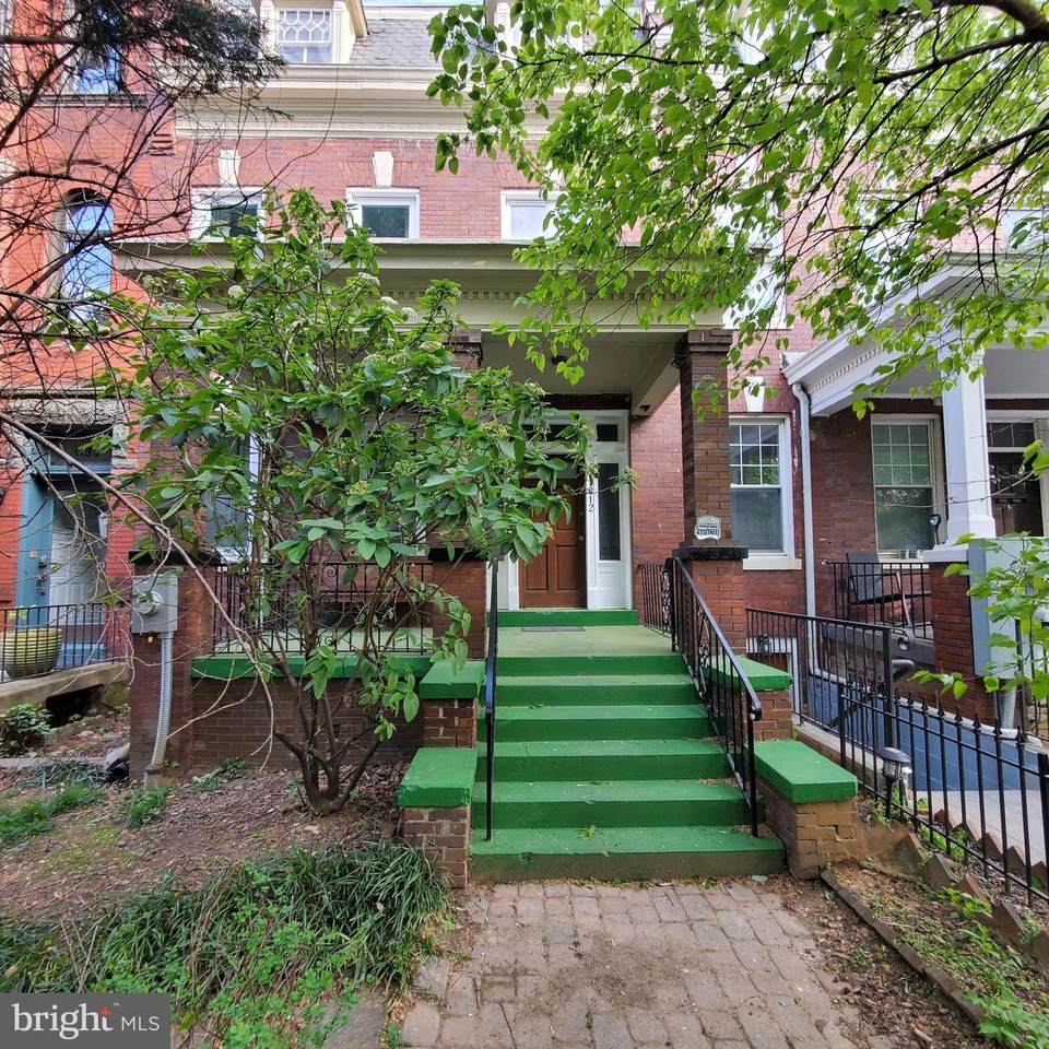 1212 Park Road - Photo 1