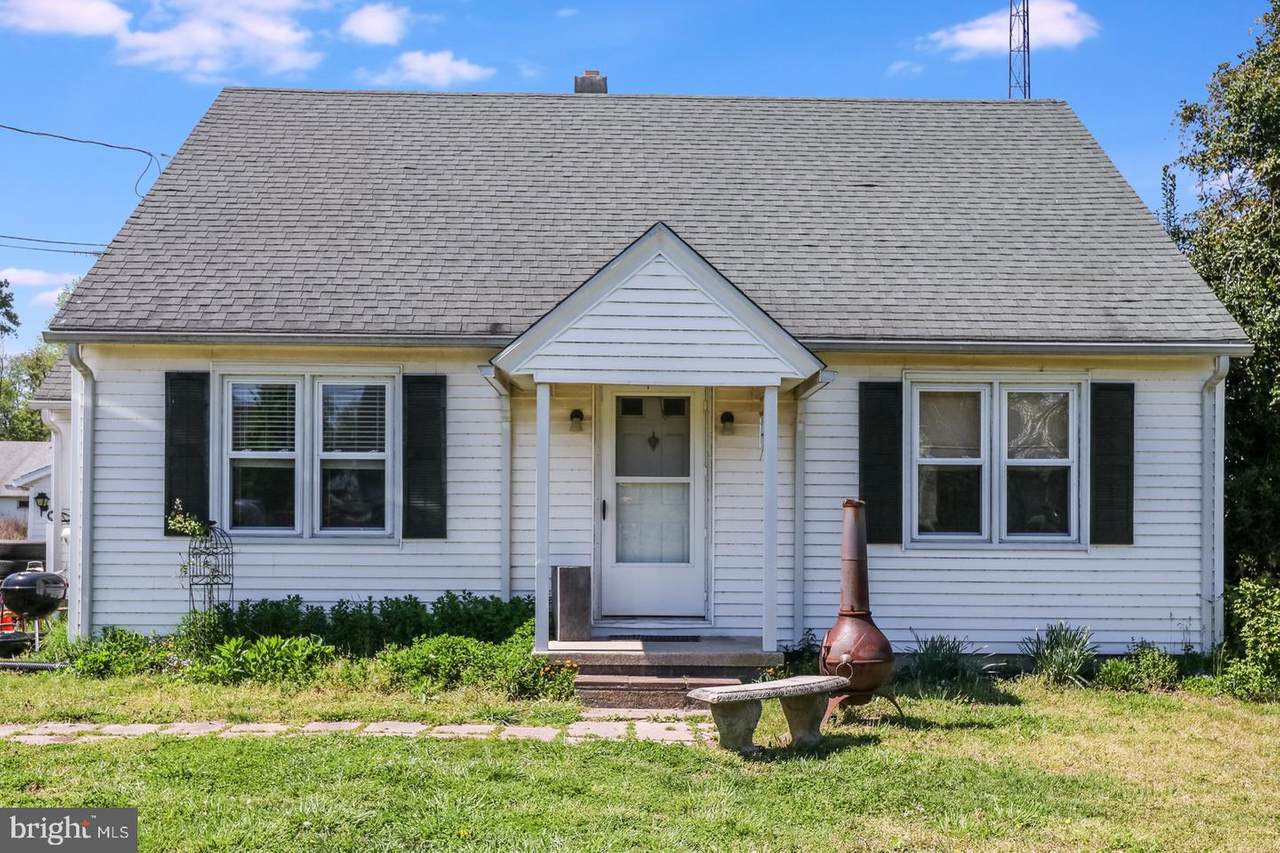 6166 Kirby Road - Photo 1