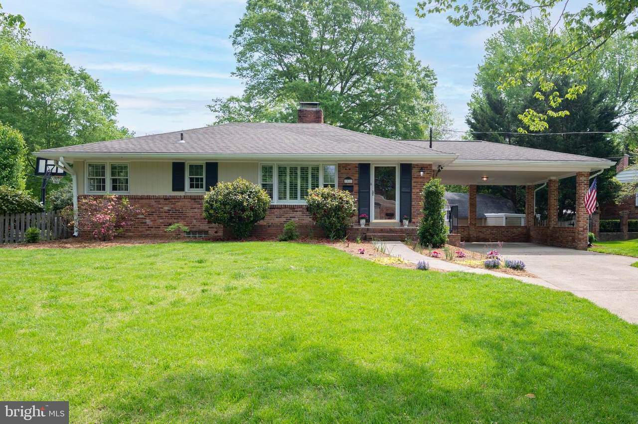 7911 Bainbridge Road - Photo 1