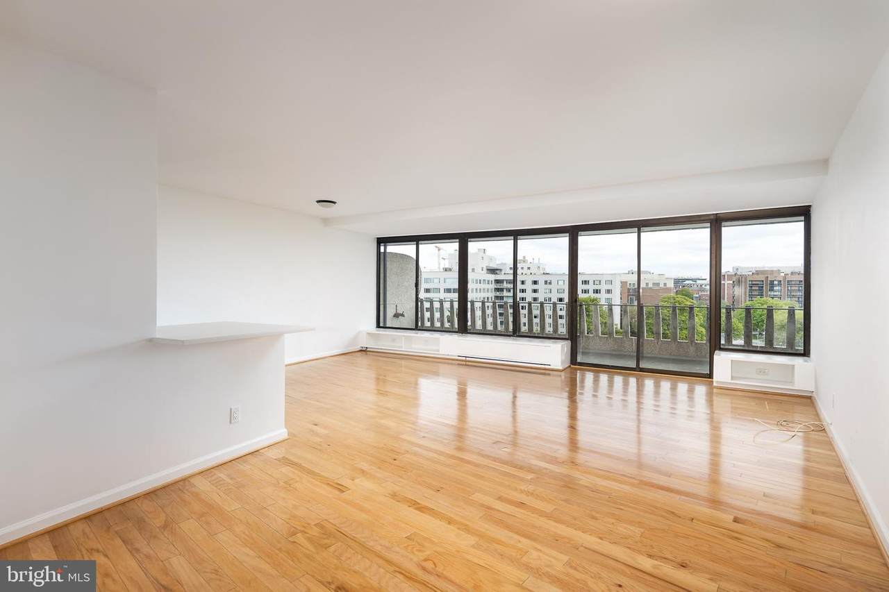 2500 Virginia Avenue - Photo 1