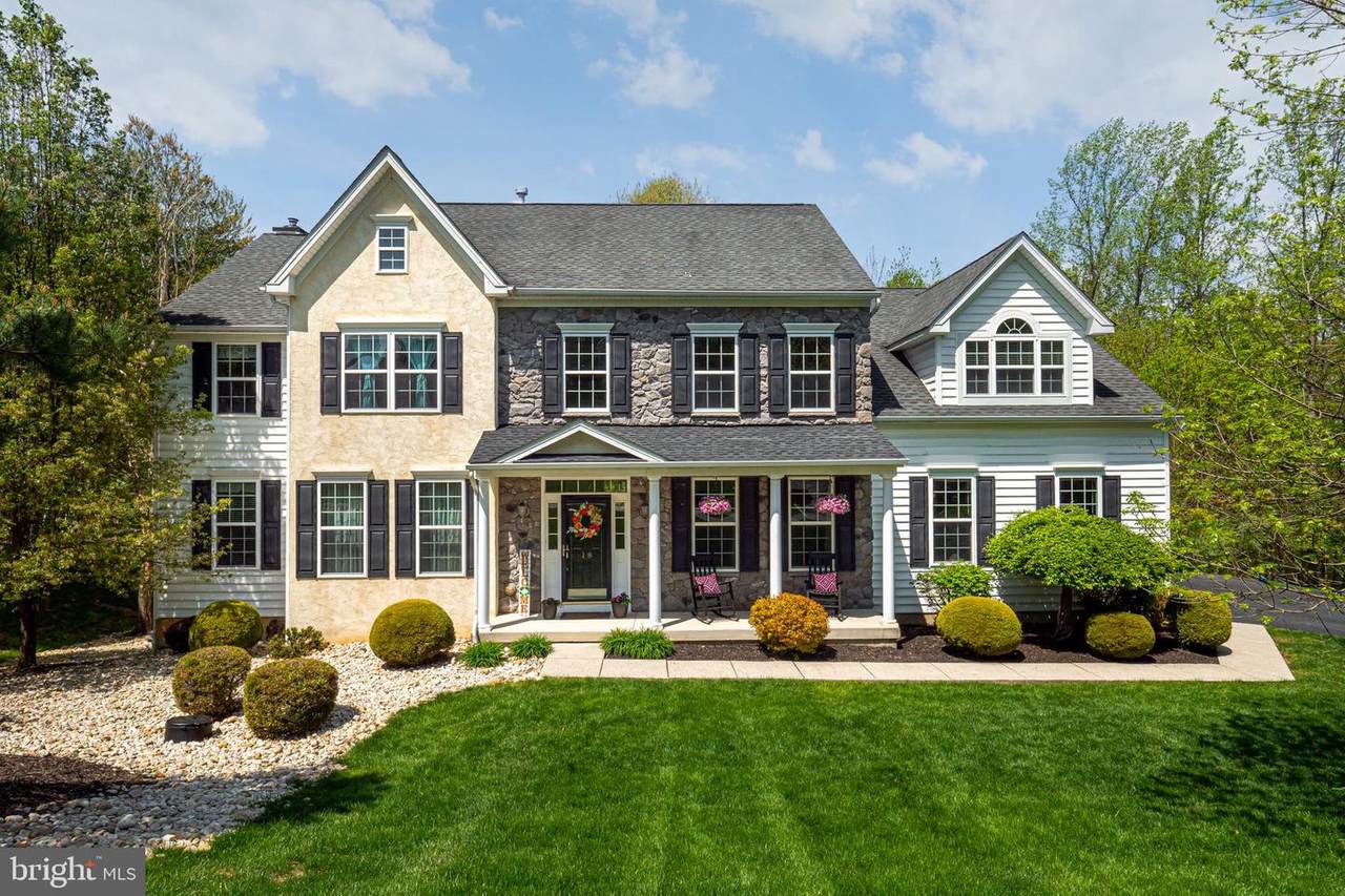 18 Baldwin Circle - Photo 1