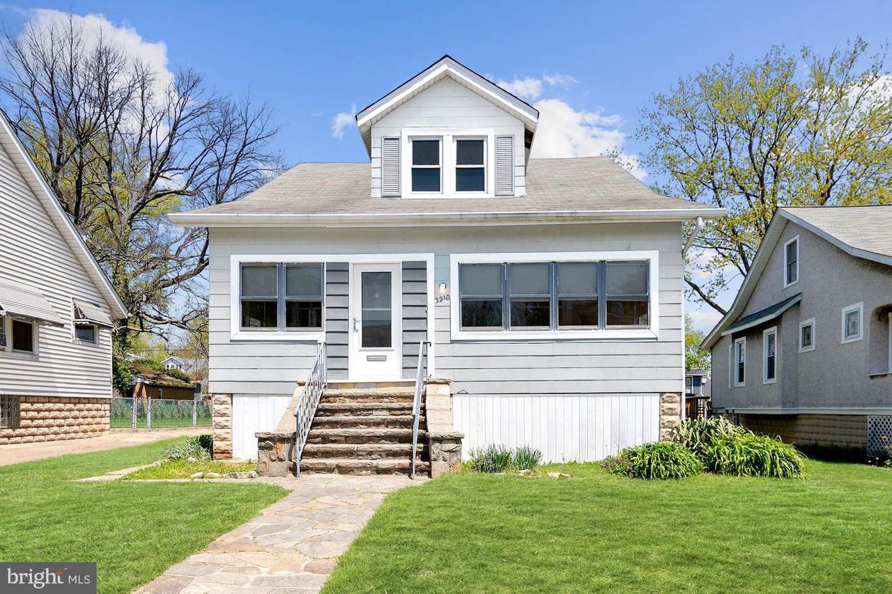 3210 Wisteria Avenue - Photo 1