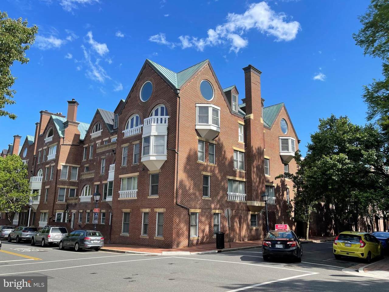 125 Lee Street - Photo 1