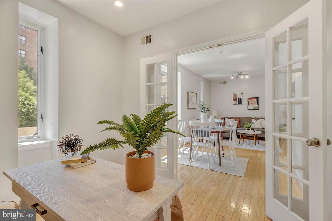 1619 R Street - Photo 1