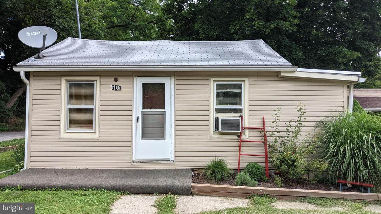 501 Adams Street - Photo 1