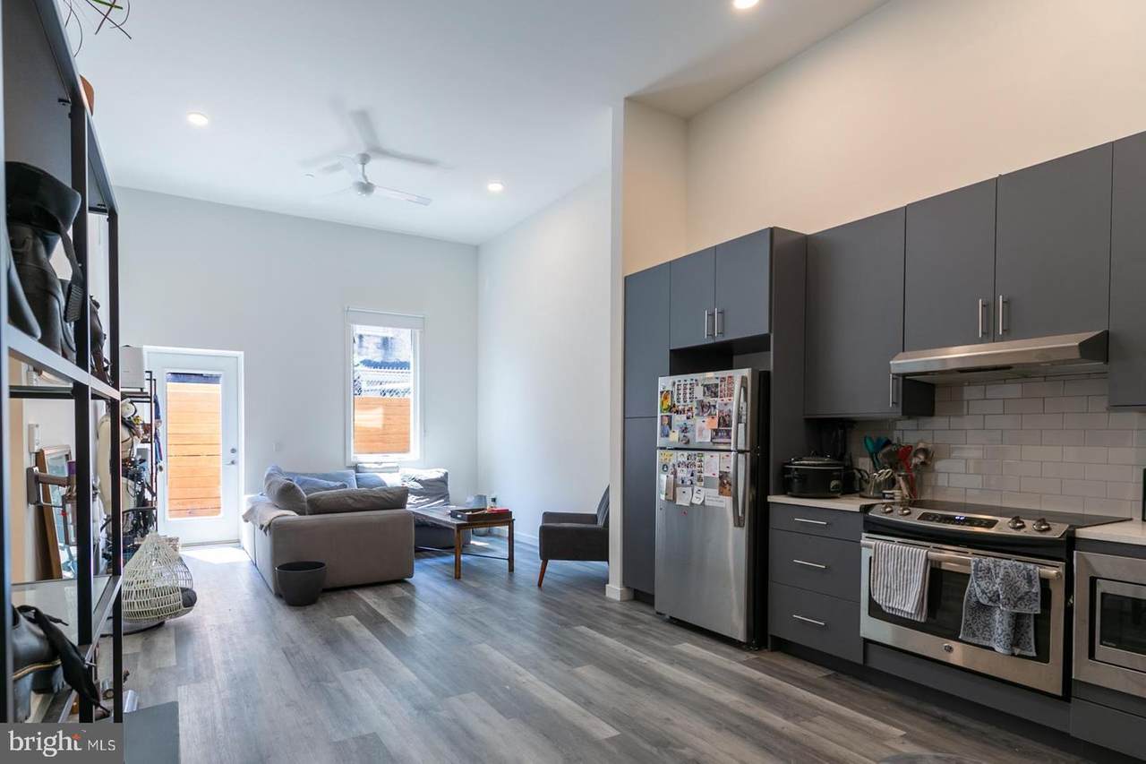 2559 Amber Street - Photo 1