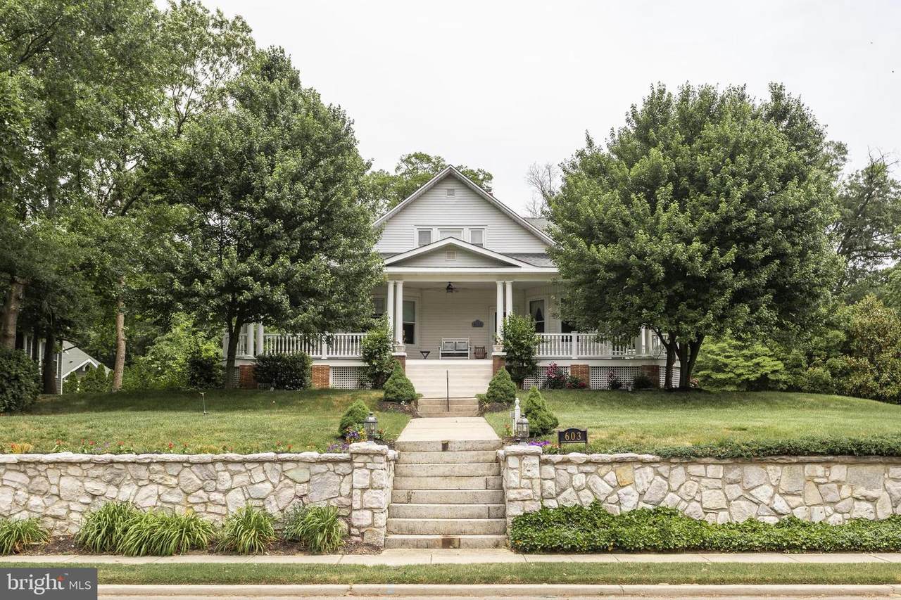 603 Broadway - Photo 1