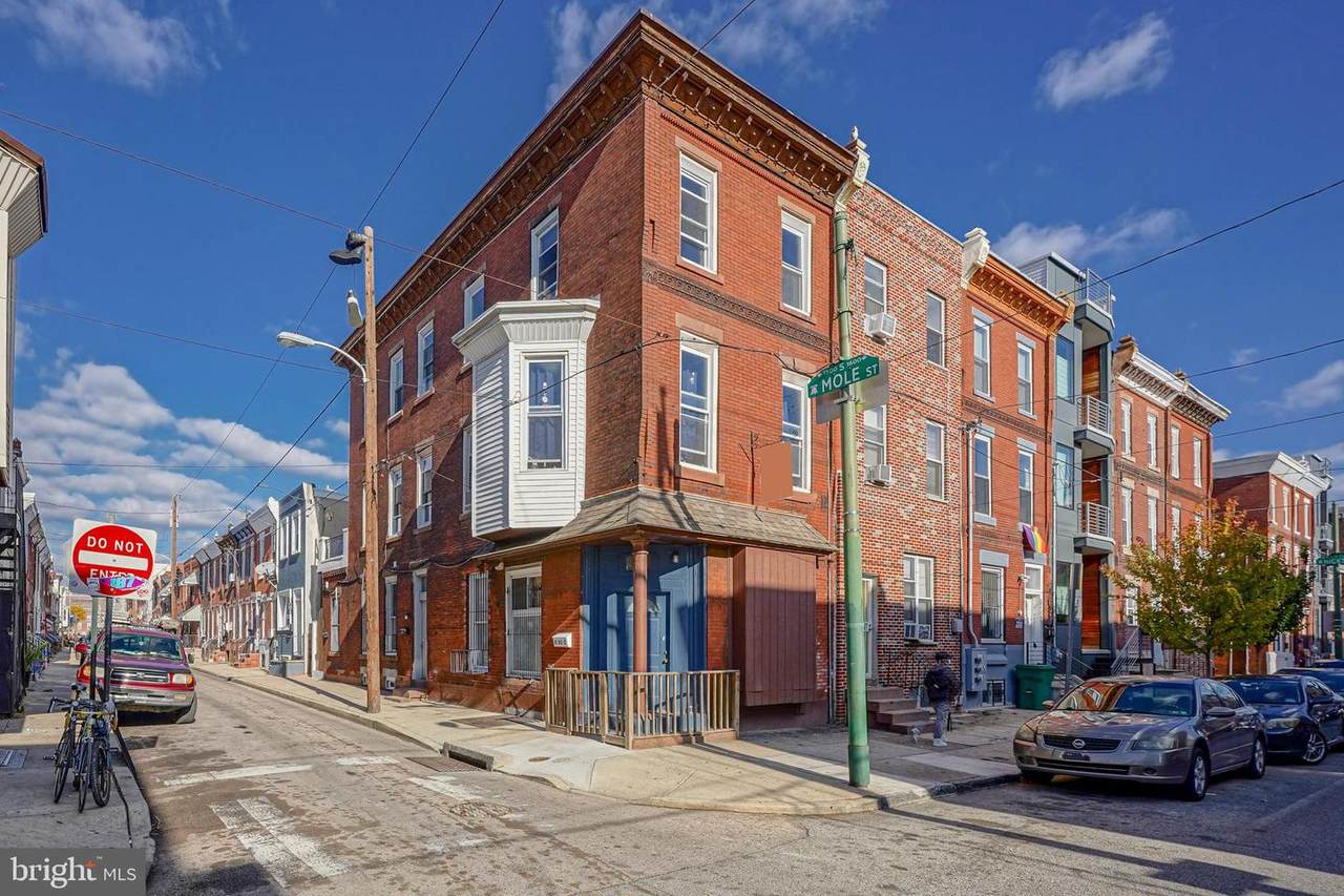 1525 Tasker Street - Photo 1