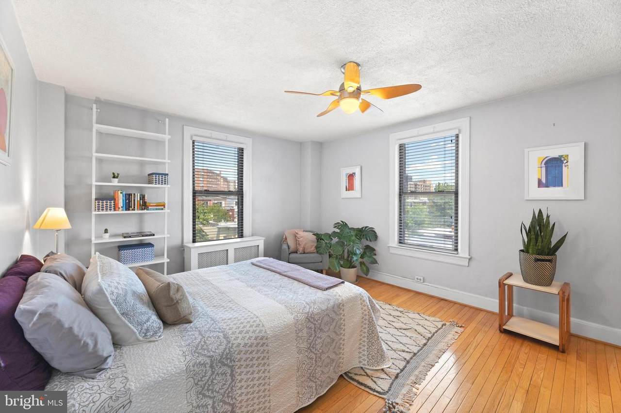 1915 16TH Street - Photo 1
