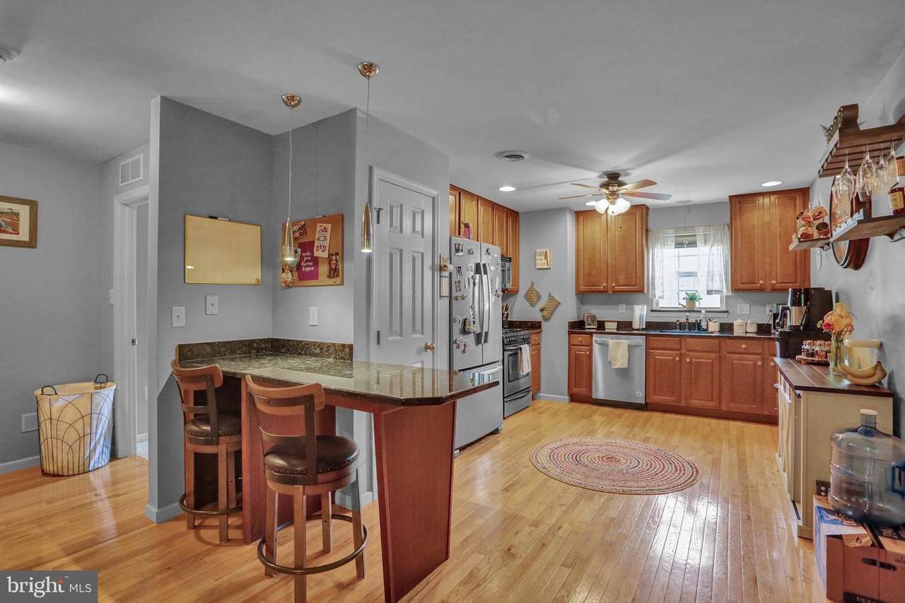 184 Christine Drive - Photo 1