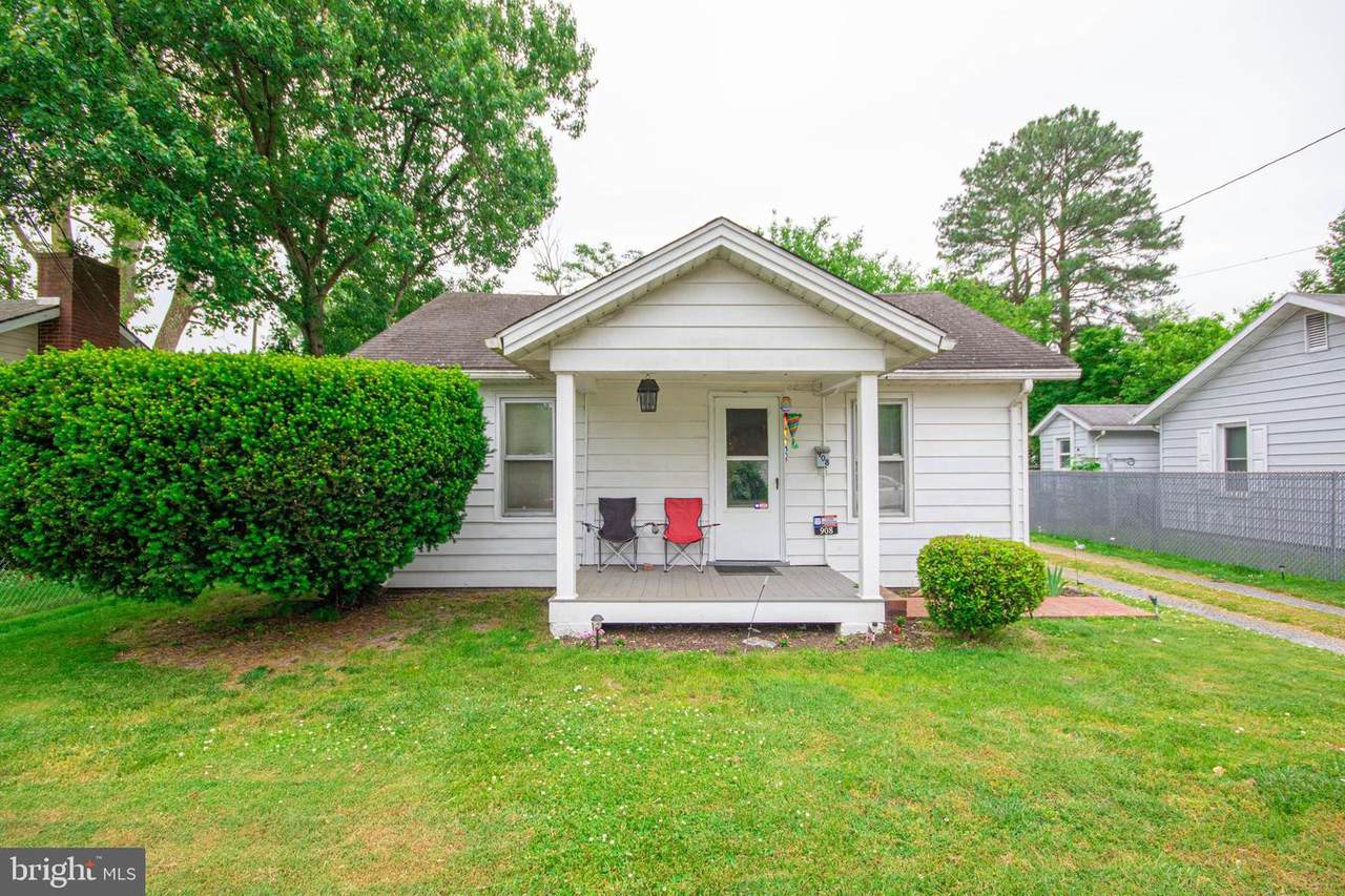 908 Johnson Street - Photo 1