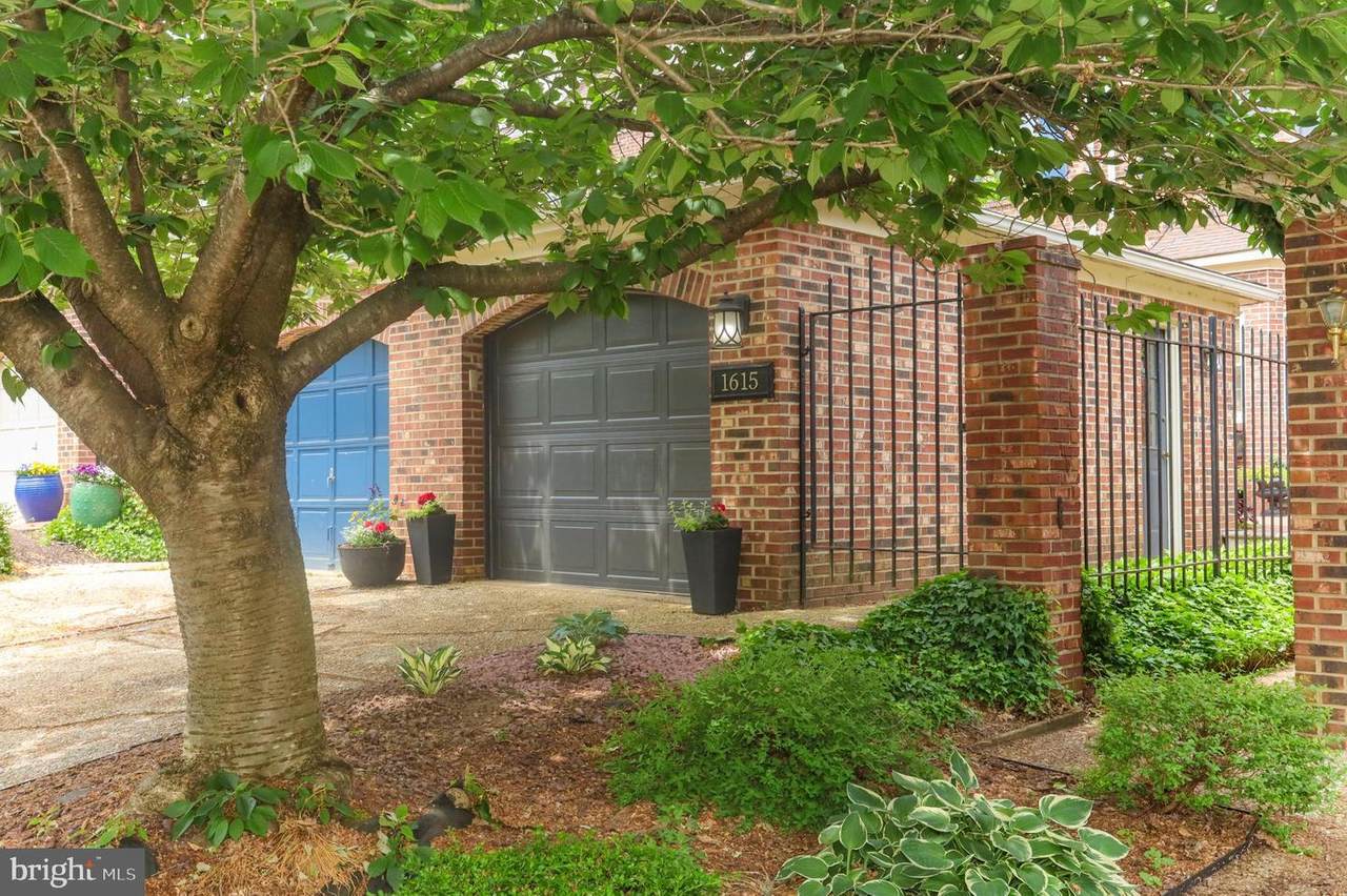1615 Franklin Street - Photo 1