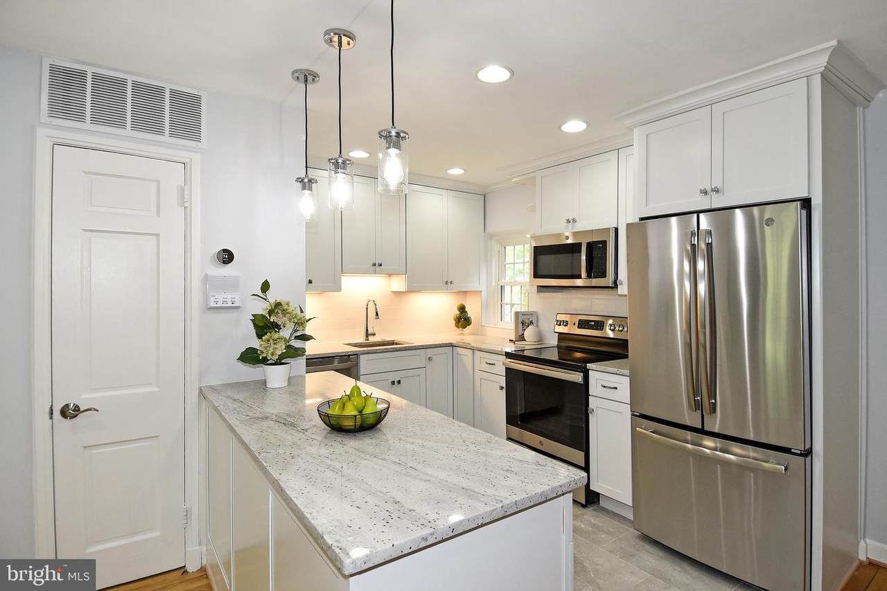 2991 Columbus Street - Photo 1