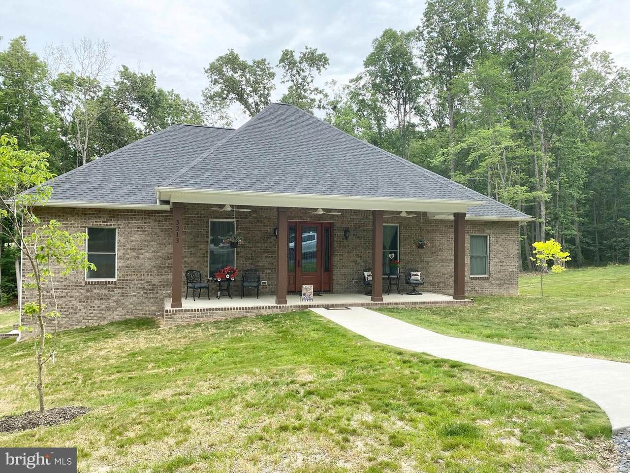 3213 Old Tanbark Road - Photo 1