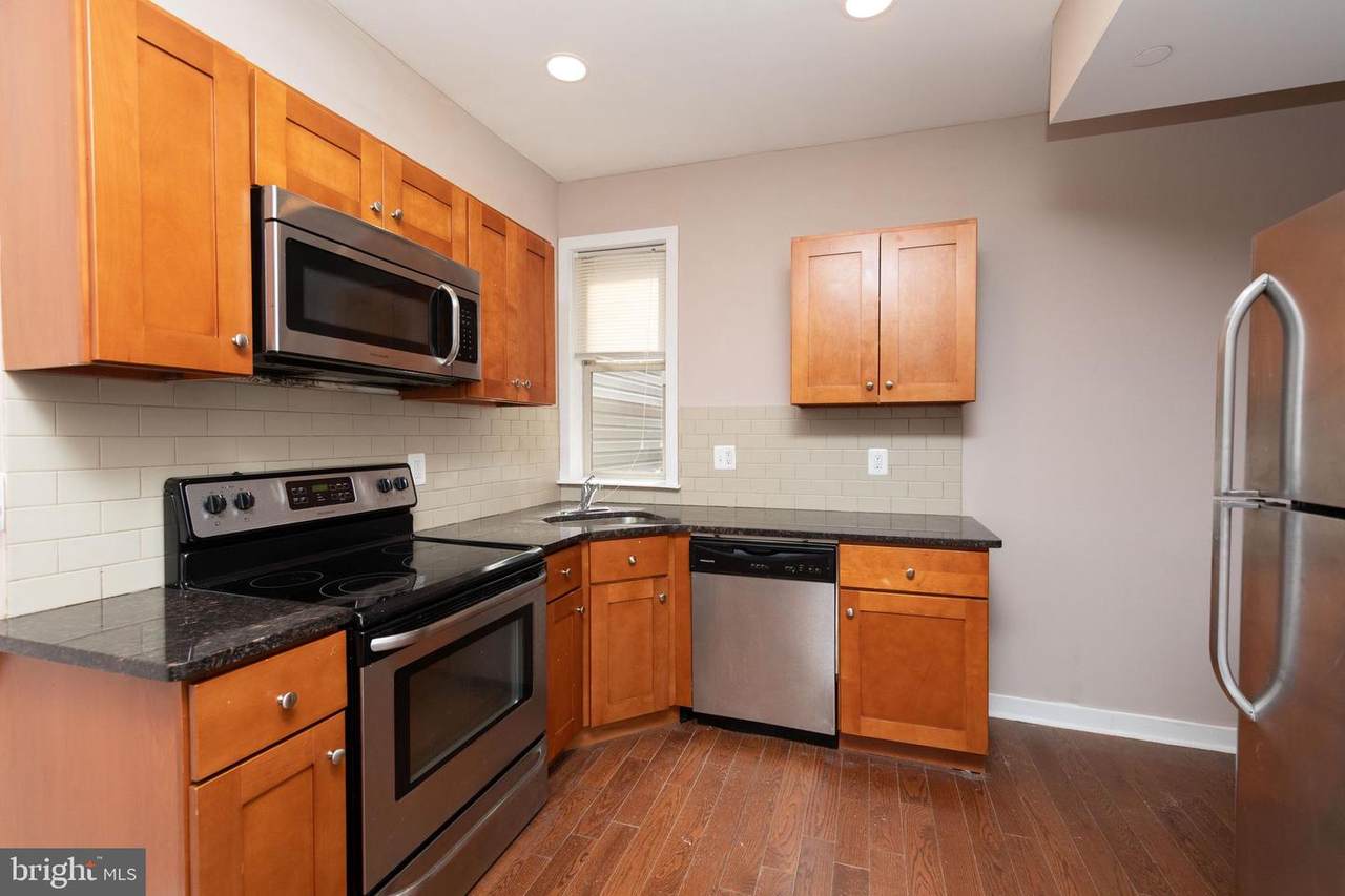 1806 Berks Street - Photo 1